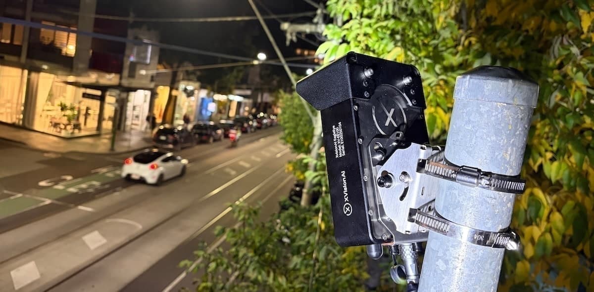 EagleEye roadside sensor overlooking a live intersection